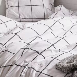 NWT Urban Outfitters Sheet Set in Full/Double